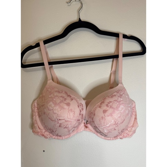 Victoria's Secret Other - Body by Victoria's‎ Secret Pink Lace Push-Up Size 38D NWT